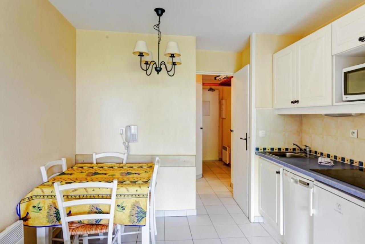 Residence La Pinede - maeva Home Hyères Værelse billede