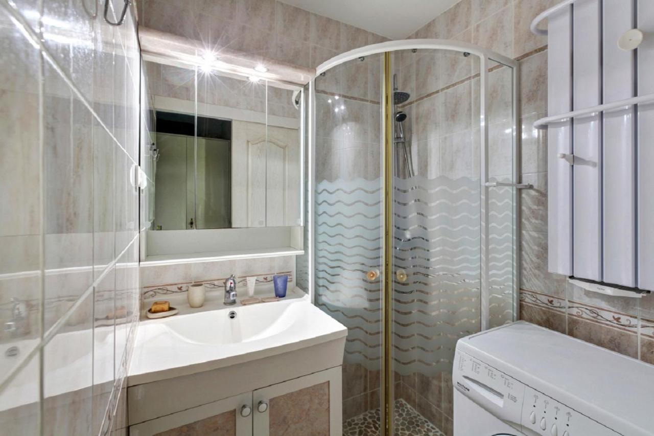 Residence La Pinede - maeva Home Hyères Eksteriør billede