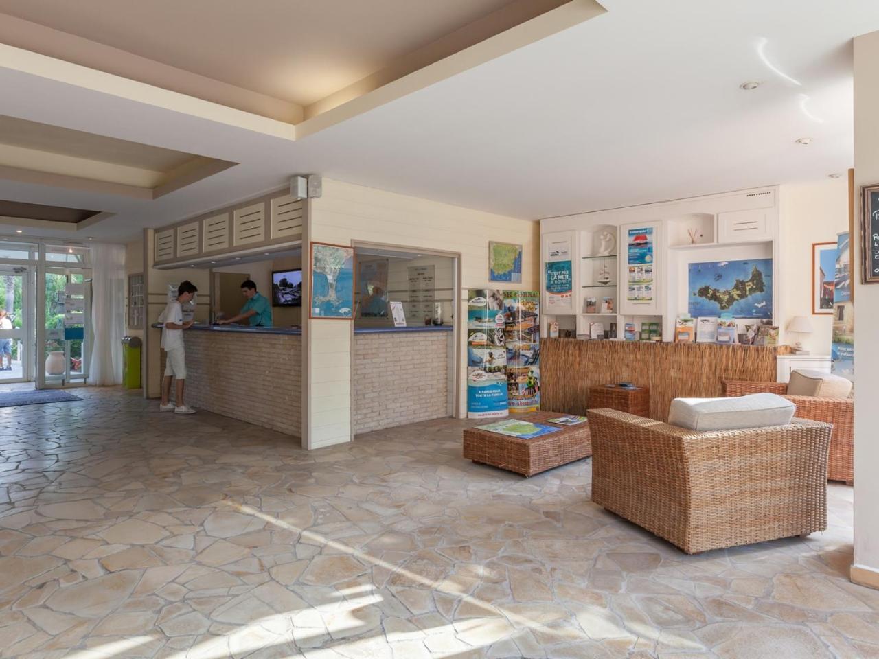 Residence La Pinede - maeva Home Hyères Eksteriør billede